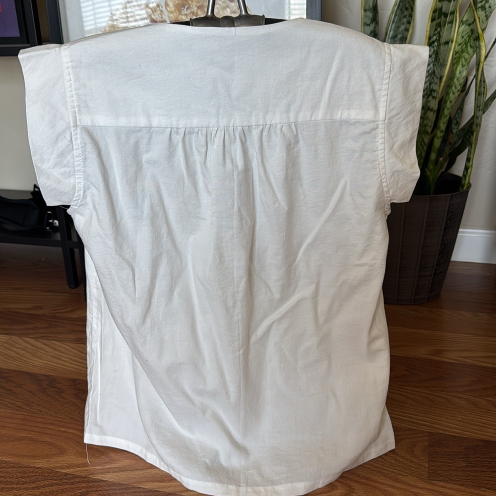 White Button-Up Women's Top - Picture 2 of 6